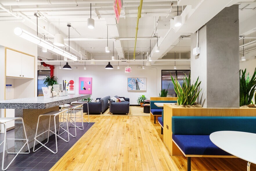 More Photos Of 500 7th Ave, New York Coworking Space