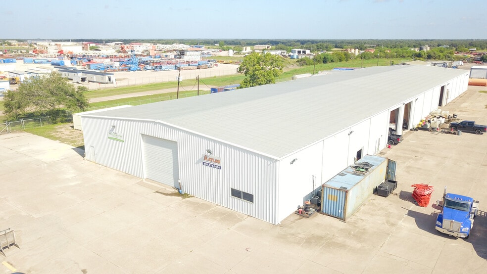 More Photos Of 808 Bob White Rd, Victoria Warehouse For Sale