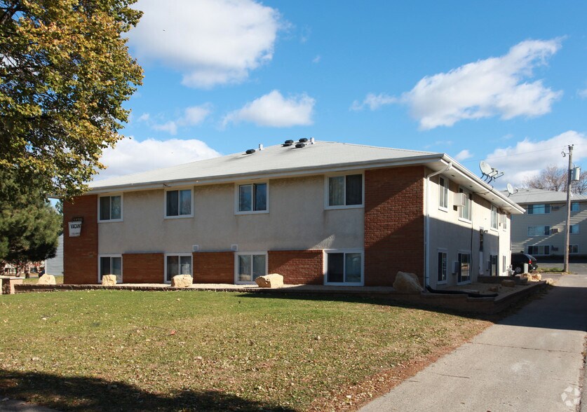 More Photos Of 5733 Bossen Ter, Minneapolis Apartments For Sale