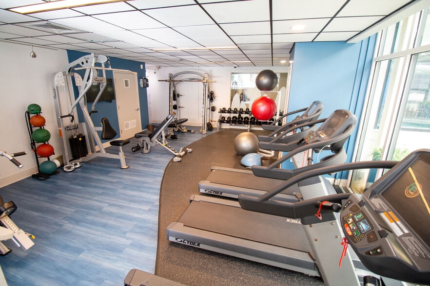 More Photos Of 205 34th St, Virginia Beach Apartments For Lease