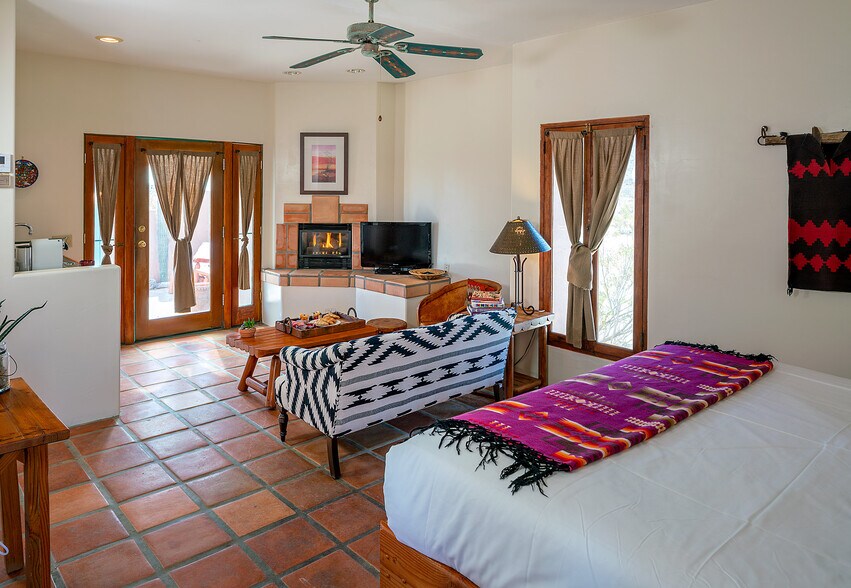 More Photos Of 405 Palm Canyon Dr, Borrego Springs Hotel For Sale