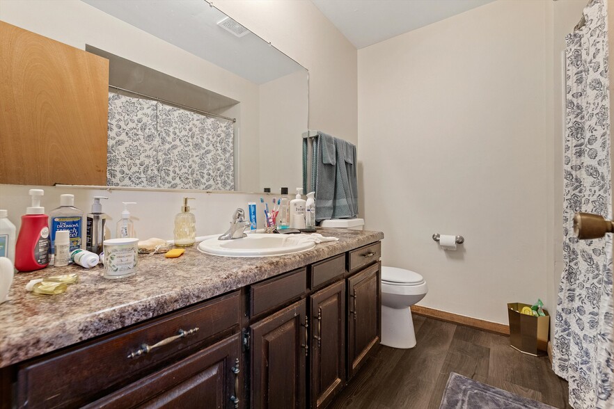 More Photos Of 10112 W Sharon Ln, Milwaukee Apartments For Sale