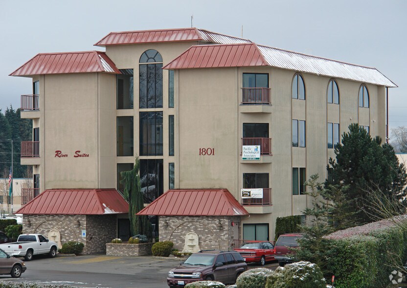 More Photos Of 1801 1st Ave, Longview Medical For Lease
