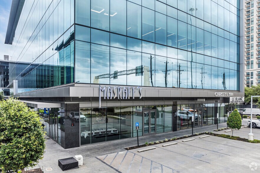 More Photos Of 9655 Katy Fwy, Houston Unknown For Lease