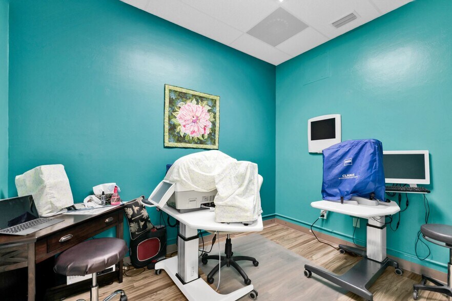 More Photos Of 24420 Sand Hill Blvd, Punta Gorda Unknown For Lease
