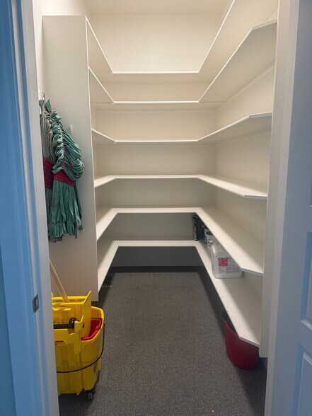More Photos Of 3729 Woodking Dr, Idaho Falls Medical For Lease
