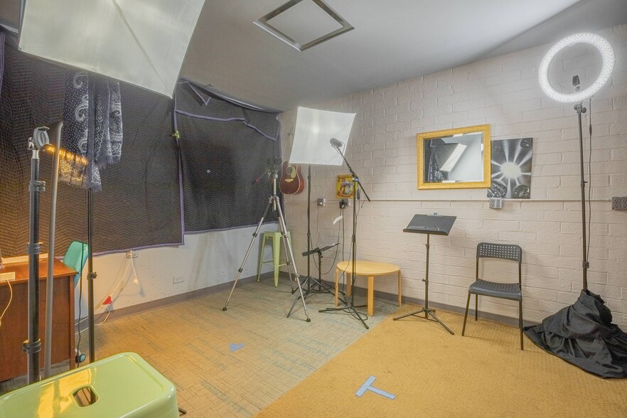 More Photos Of 48 Griffin St, McDonough Storefront For Sale