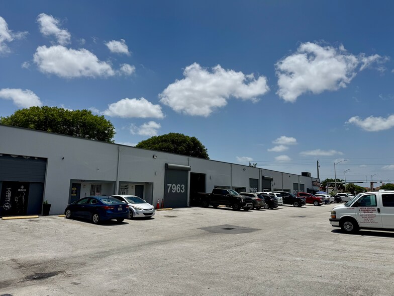 More Photos Of 7975 W 28th Ave, Hialeah Warehouse For Lease