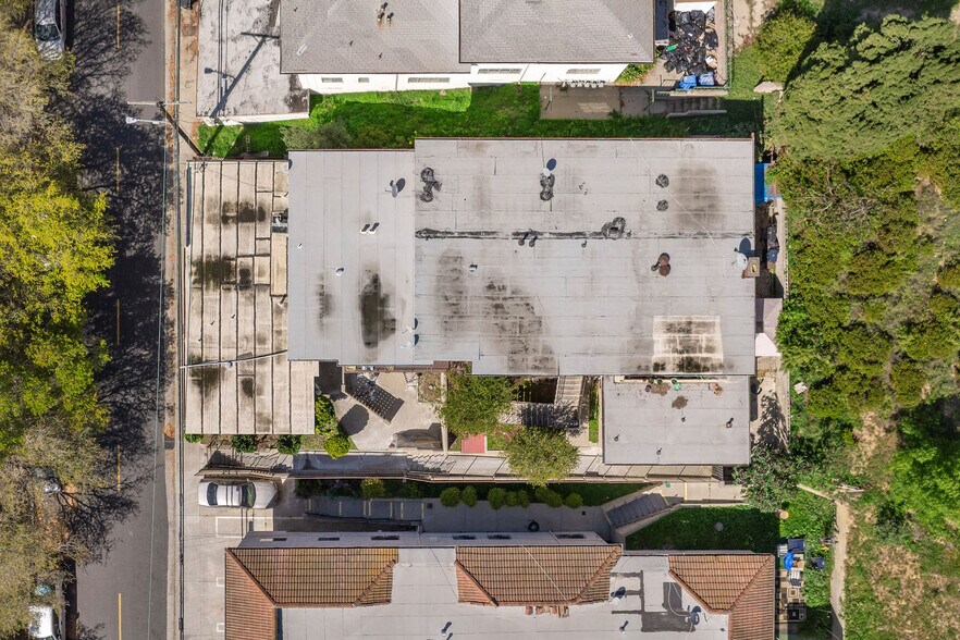 More Photos Of 4043 Don Tomaso Dr, Crenshaw Apartments For Sale