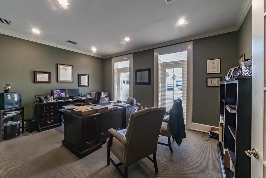 More Photos Of 1414 25th Ave, Gulfport Medical For Lease