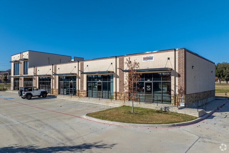 More Photos Of 1824 N Hampton Rd, DeSoto Coworking Space