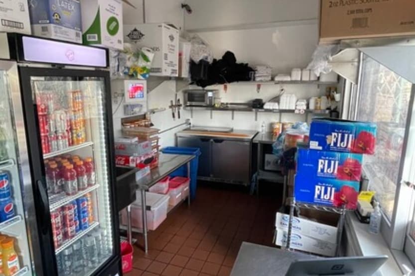 More Photos Of 1425 Ocean Front Walk, Venice Storefront For Lease