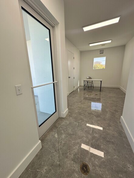 More Photos Of 1501 NW 18th St, Pompano Beach Land For Lease