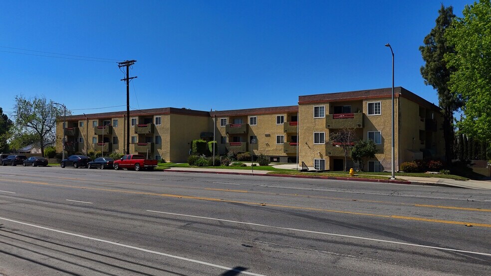 More Photos Of 13266 Foothill Blvd, Sylmar Apartments For Sale