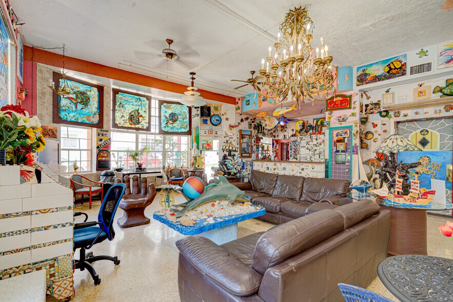 More Photos Of 1680 James Ave, Miami Beach Hotel For Sale