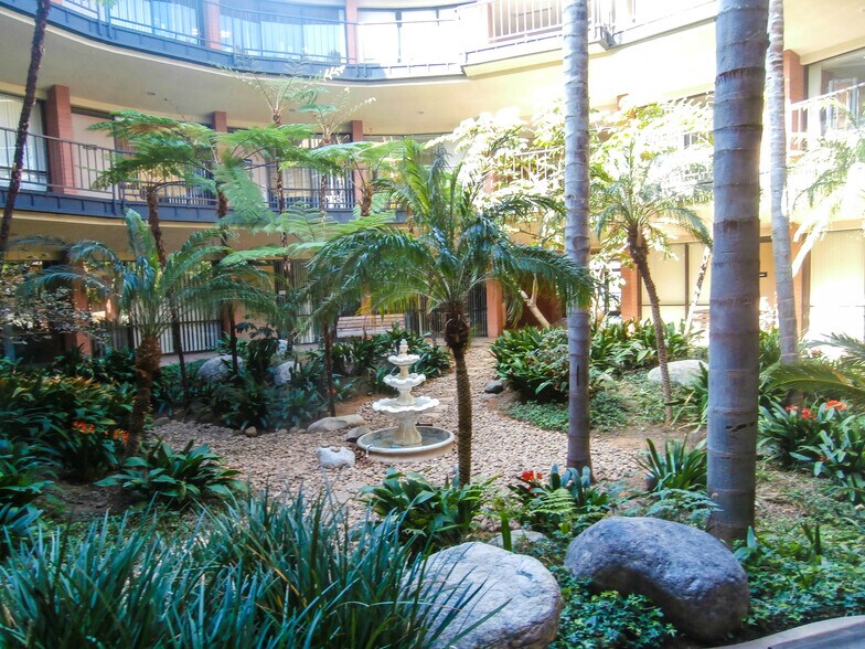 More Photos Of 540 N Golden Circle Dr, Santa Ana Office For Lease