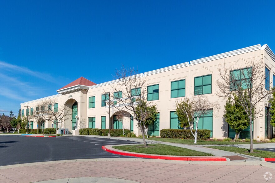 More Photos Of 2535 N 1st St, San Jose Office For Lease