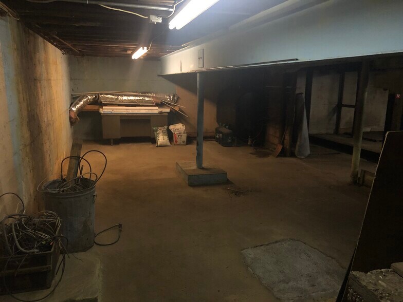 More Photos Of 30 Harvard Ave, Medford Auto Repair For Sale