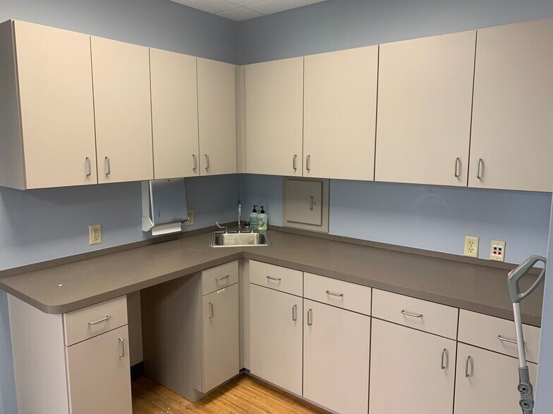 More Photos Of 668-670 N Orlando Ave, Maitland Office For Sale