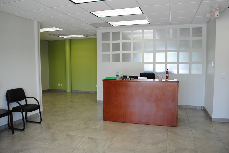 More Photos Of 108 Martin Ct, Trinity Office For Sale