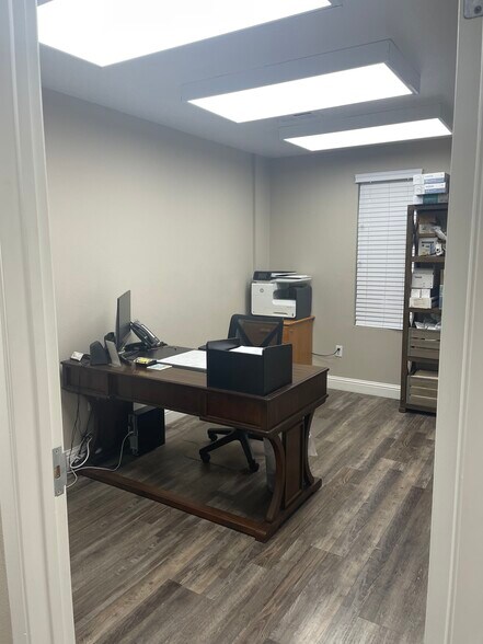 More Photos Of 5259 Jerusalem Ct, Modesto Warehouse For Lease