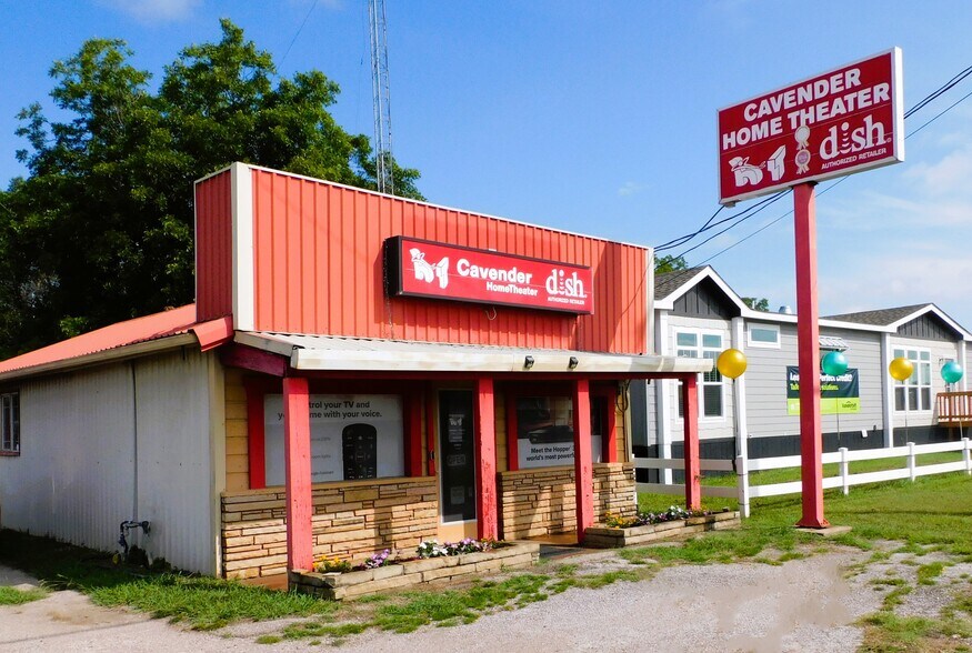 Primary Photo Of 6202 Texoma Pky, Sherman Freestanding For Sale