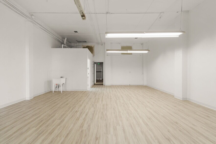 More Photos Of 1465-1467 Park Ave, San Jose Storefront For Lease