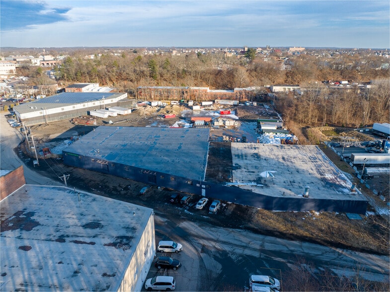 Primary Photo Of 55 Industrial Cir, Lincoln Distribution For Lease