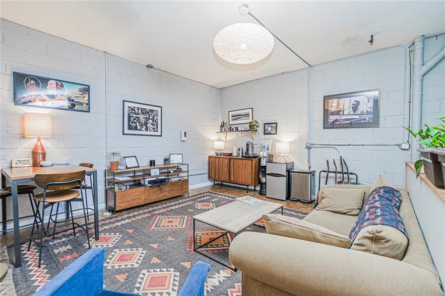 More Photos Of 332 Douglass St, Brooklyn Warehouse For Sale