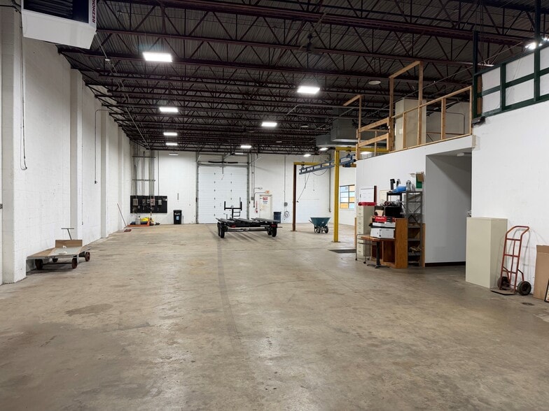 More Photos Of 2054 Drill Ave, Dayton Warehouse For Sale