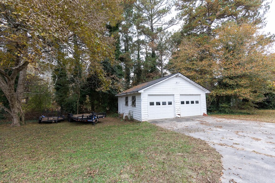 More Photos Of 330 S Culver St, Lawrenceville Loft Creative Space For Sale