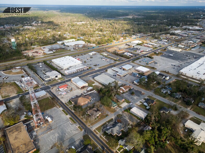 More Photos Of 307 E 1st St, Vidalia Freestanding For Sale