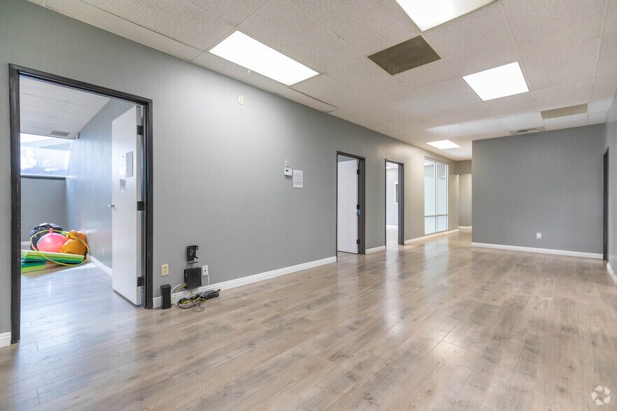 More Photos Of 140 S Flower St, Orange Medical For Lease