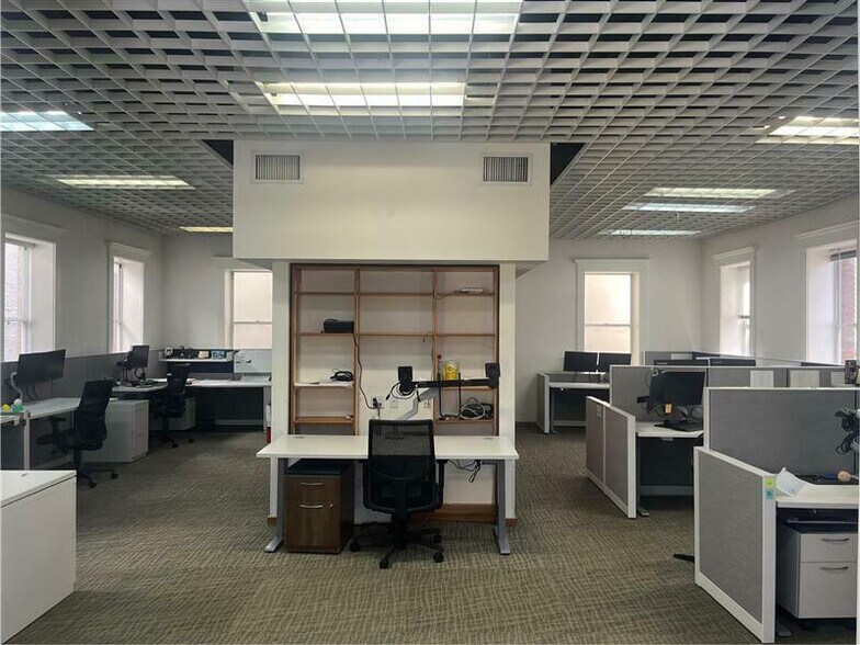 More Photos Of 110 S Kentucky Ave, Lakeland Office For Lease