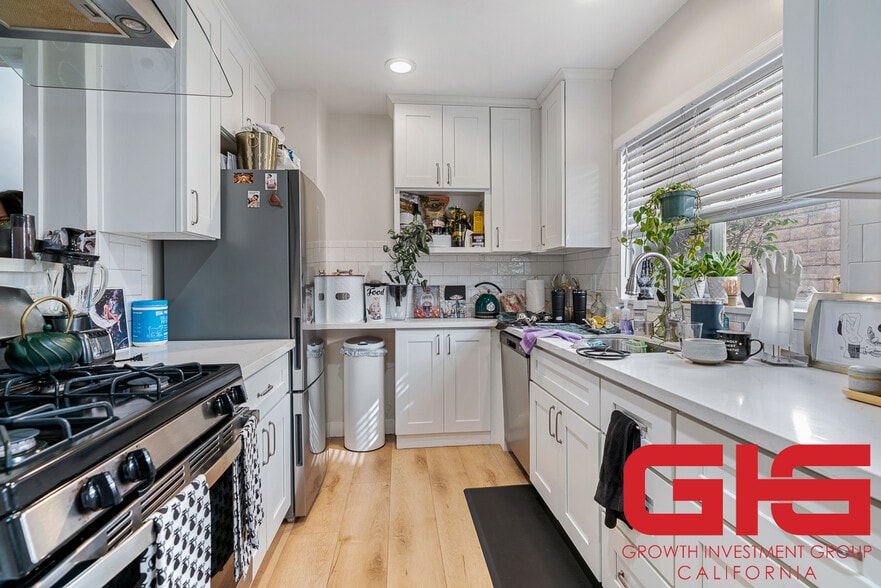 More Photos Of 239 S Madison Ave, Pasadena Apartments For Sale