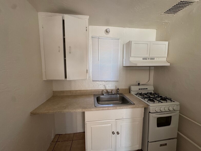 More Photos Of 1951 E Benson Hwy, Tucson Apartments For Sale