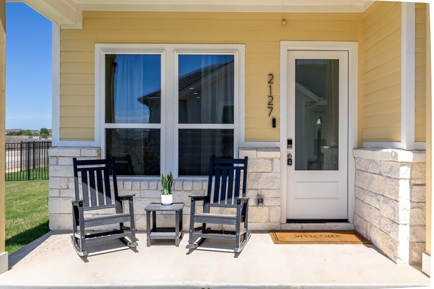 More Photos Of 2127 Hofstaat, New Braunfels Hospitality For Sale