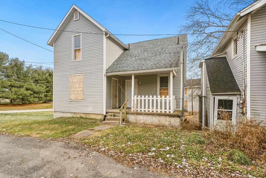 More Photos Of 763 Bowman St, Mansfield Multifamily For Sale