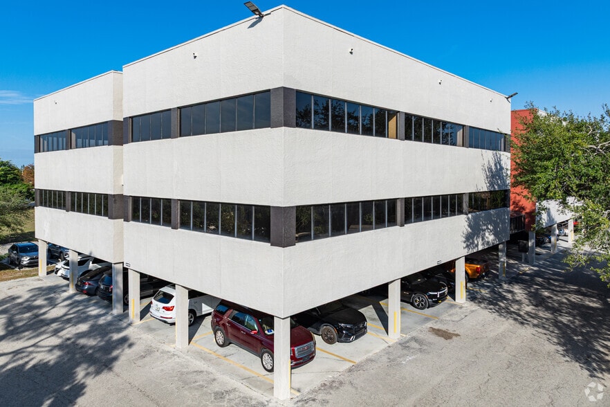More Photos Of 3745 Broadway, Fort Myers Medical For Sale