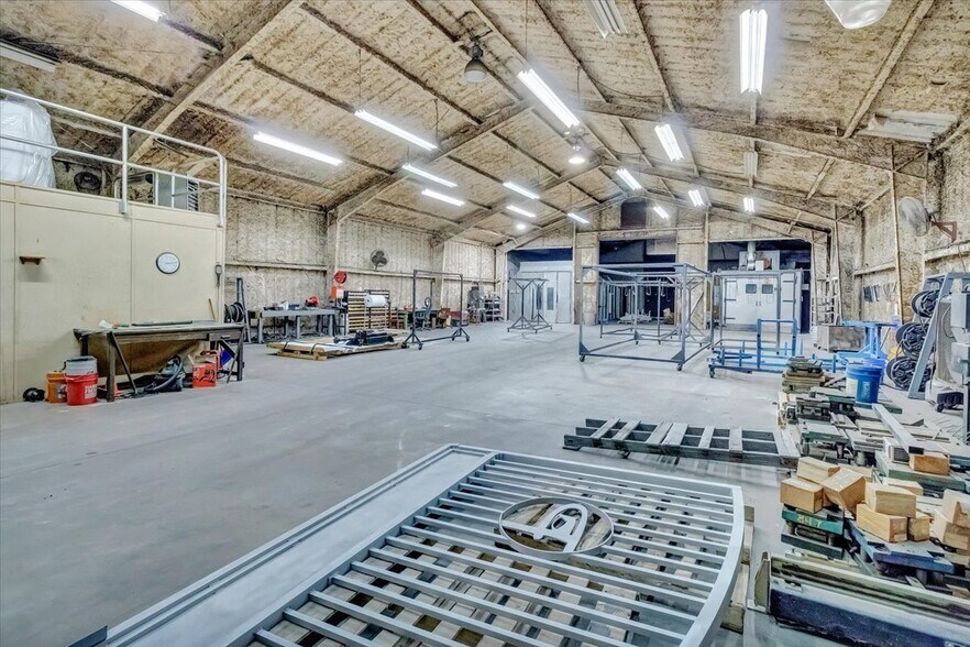 More Photos Of 438 Sardis Church Rd, Moultrie Industrial For Sale