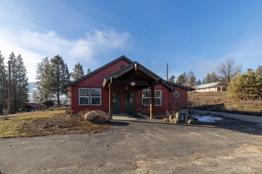 More Photos Of 609 S Middlefork Rd, Garden Valley Office For Sale