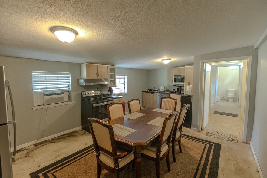 More Photos Of 7802 Ranch Road 1051, Uvalde Land For Sale