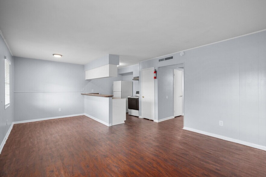 More Photos Of 4410 Oxford St, Houston Apartments For Sale