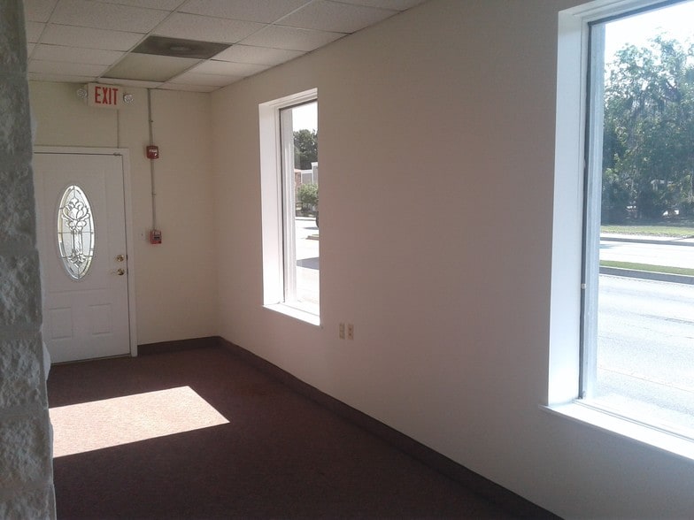 More Photos Of 716 N Main St, Kissimmee Office Residential For Lease