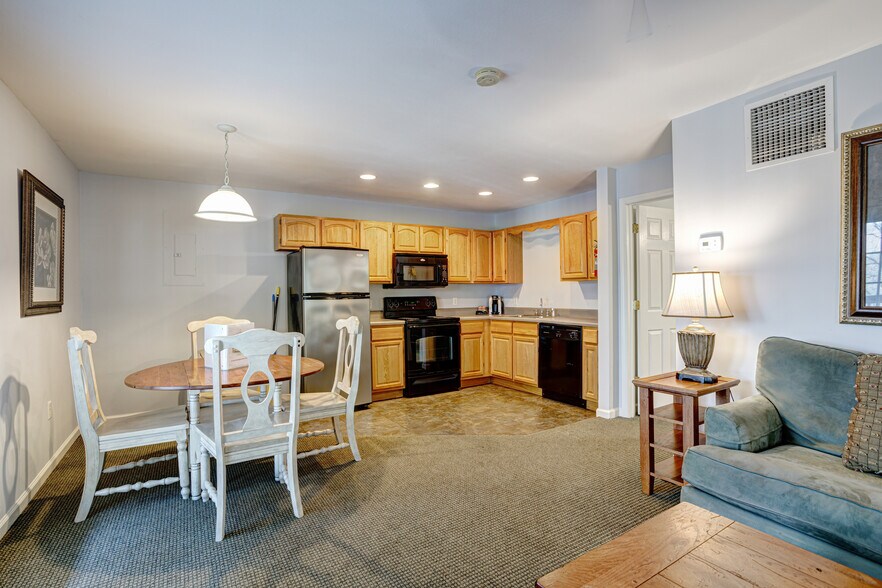 More Photos Of 358 Relax Dr, Smithville Lodge Meeting Hall For Sale
