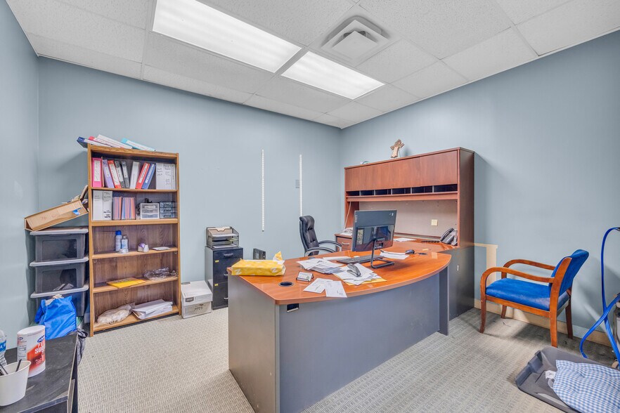 More Photos Of 252 Komplex Dr, Carnesville Warehouse For Sale