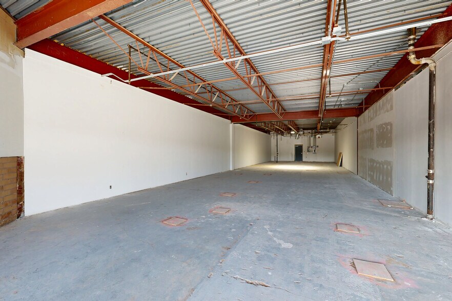 More Photos Of 606-780 N 114th St, Omaha Unknown For Lease