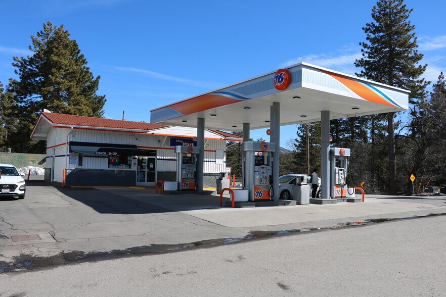 More Photos Of 32114 Hilltop Blvd, Running Springs Restaurant For Lease