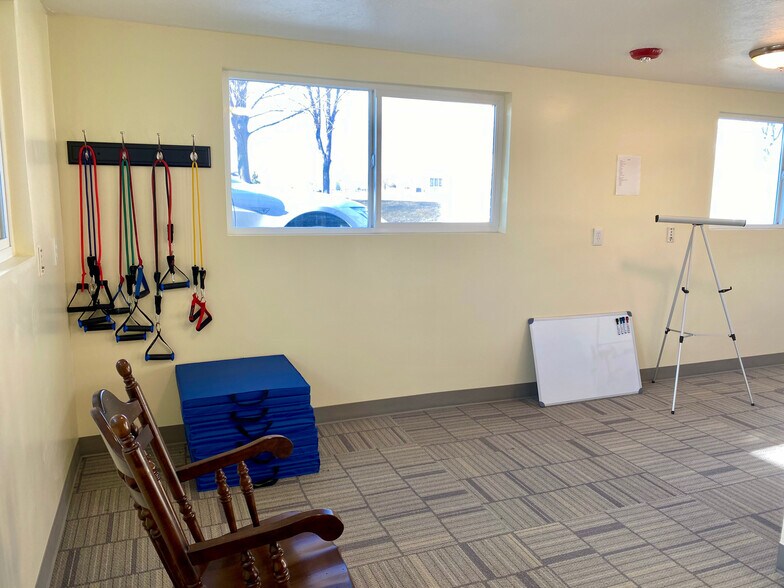 More Photos Of 579 S Main St, Kaysville Office For Sale
