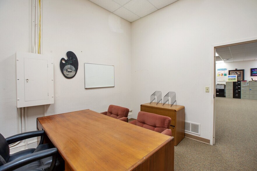 More Photos Of 124 N 3rd St, Cripple Creek Office For Sale